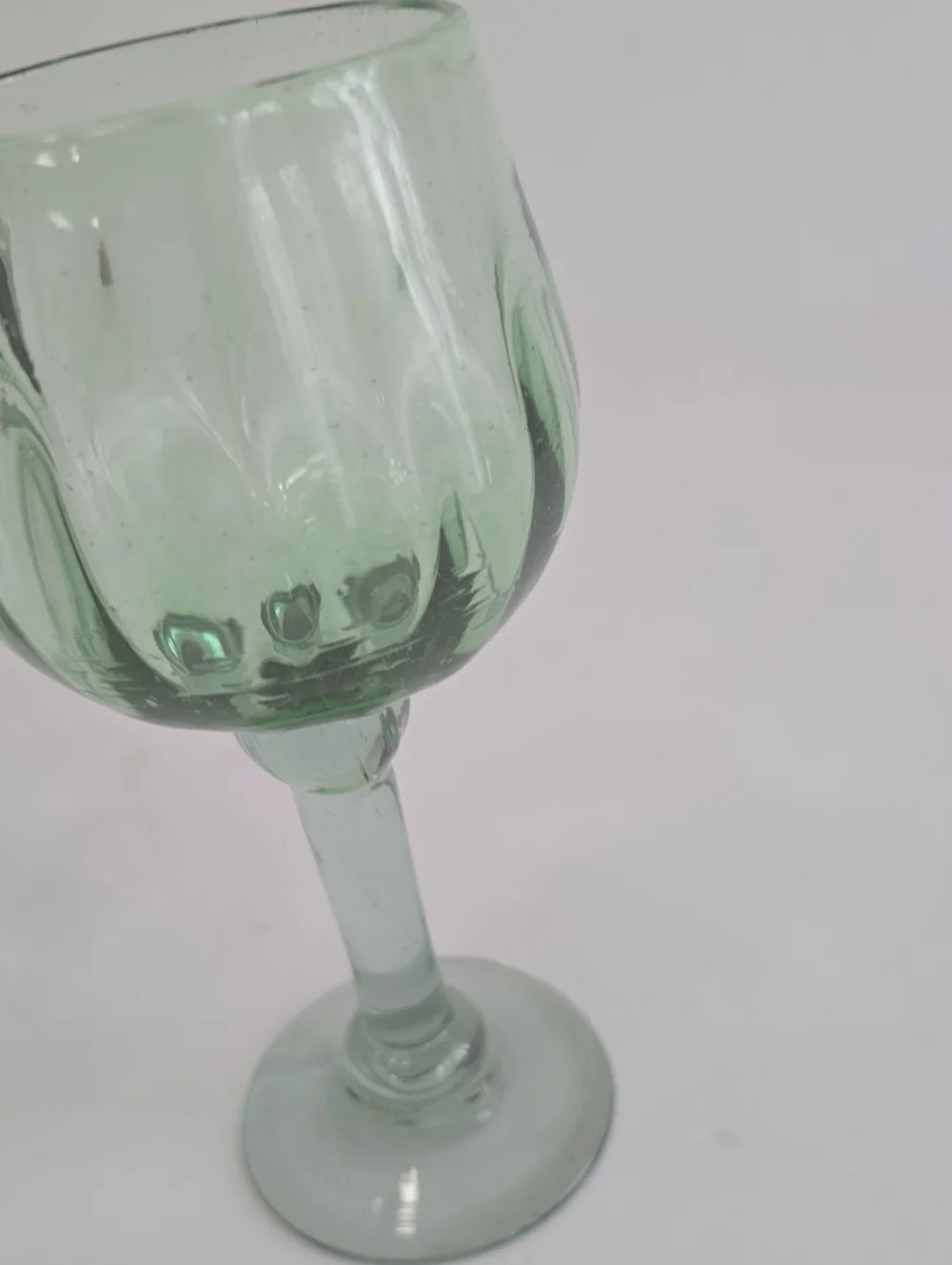 Vintage Set Of 2 Handblown Mexican Green Wine Glasses Recycled Art Glass Bubbles
